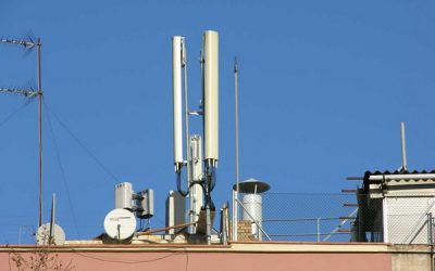 El ayuntamiento de Palencia concede la declaración responsable a dos antenas de telefonía a pesar de la oposición social