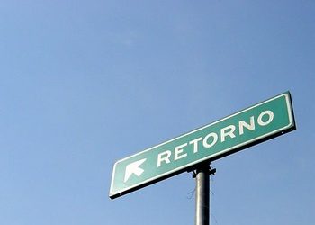 Moción por un retorno digno